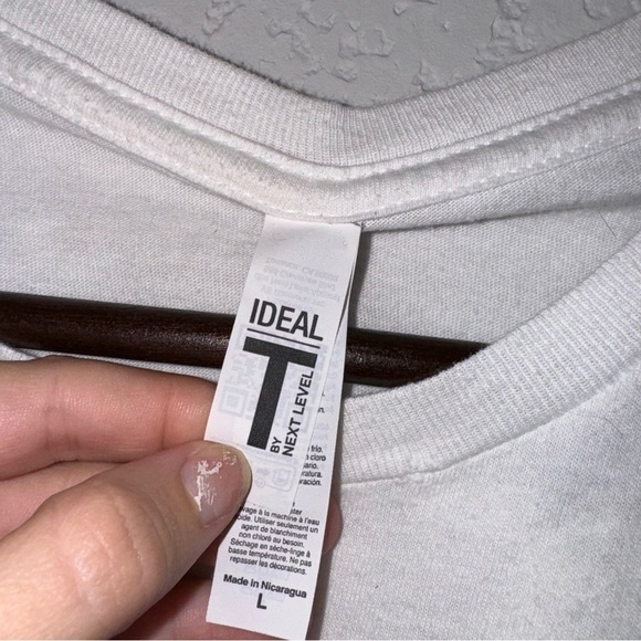 Women's Ideal by Next Level Apparel The Greatest Hits Movie Cropped T-shirt - Picture 5 of 7